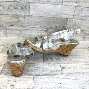 MICHAEL Michael Kors Girls Youth Silver Open Toe Cork Wedged Heel Sandals Size 3